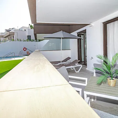 Διαμέρισμα Lmea1.b.b - Modern 1-bed Flat With Pool Balcony Εστεπόνα