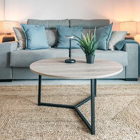 Διαμέρισμα Lmea1.b.b - Modern 1-bed Flat With Pool Balcony
