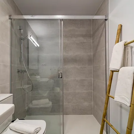 Lmea1.b.b - Modern 1-bed Flat With Pool Balcony Estepona